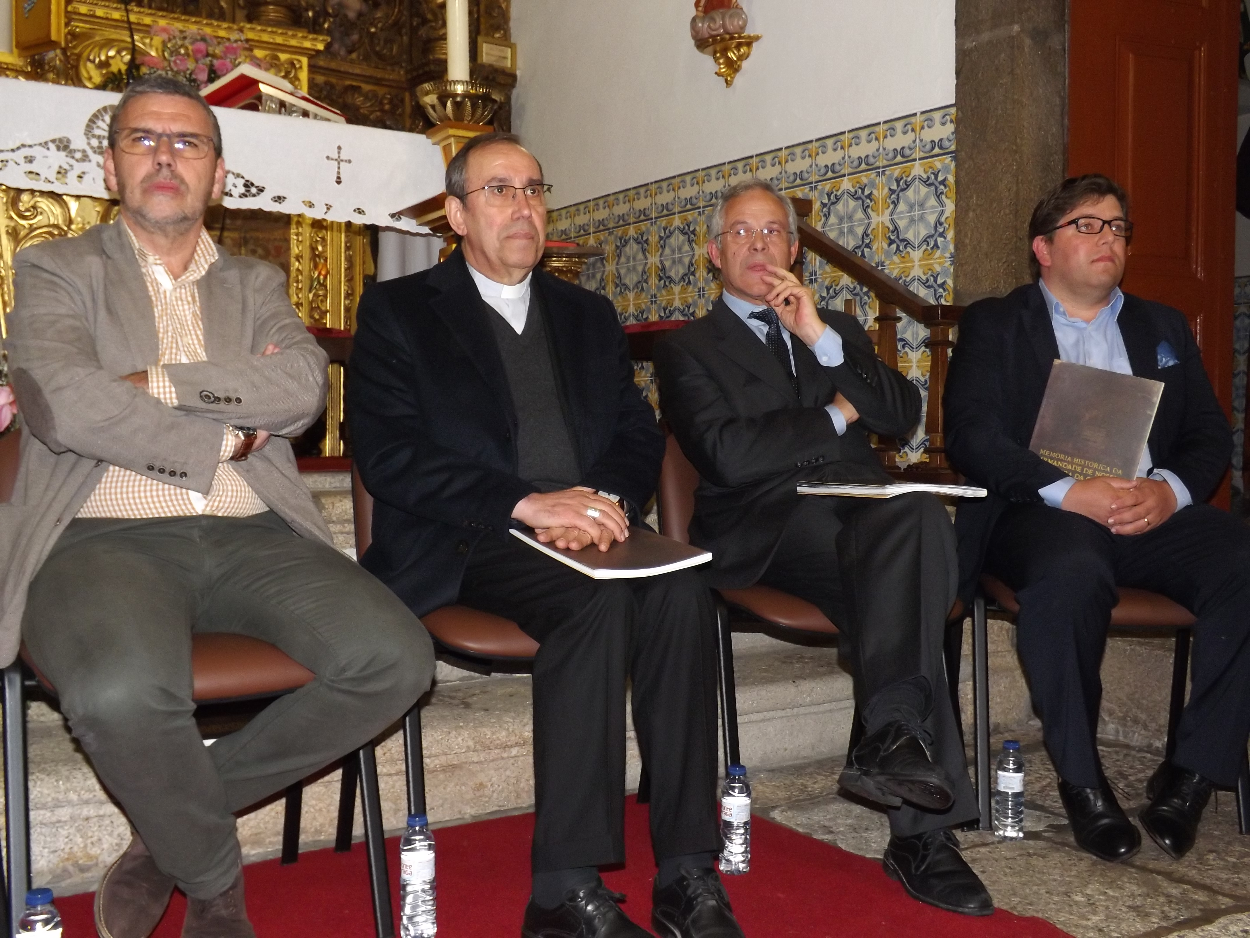 Ranhados: apresentada obra sobre estatutos da Irmandade de Nossa Senhora da Ouvida