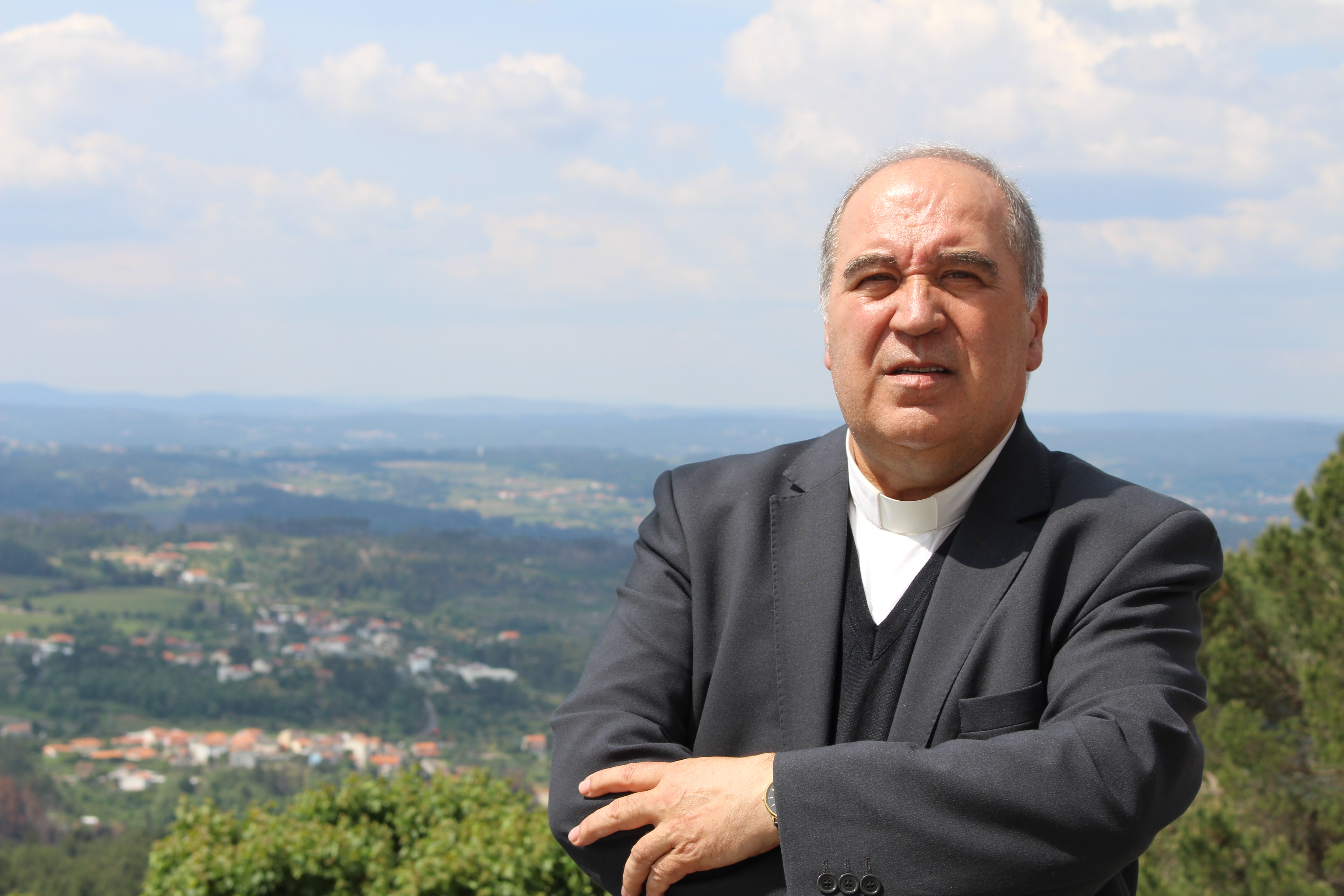 Novo bispo quer estar «atento a todos» e fazer parte de uma Igreja «hospital de campanha».