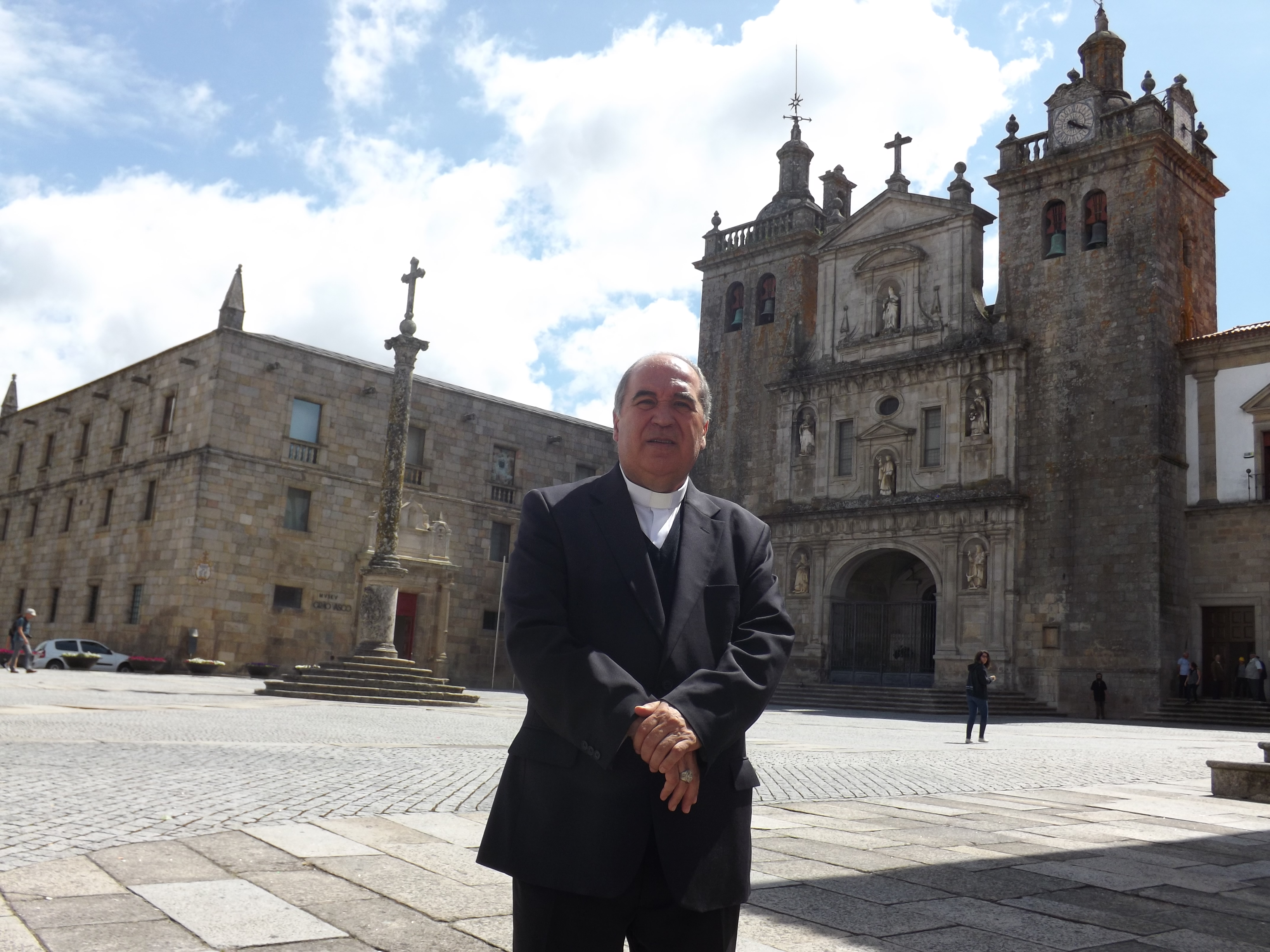D. António Luciano aponta para "um olhar de esperança"