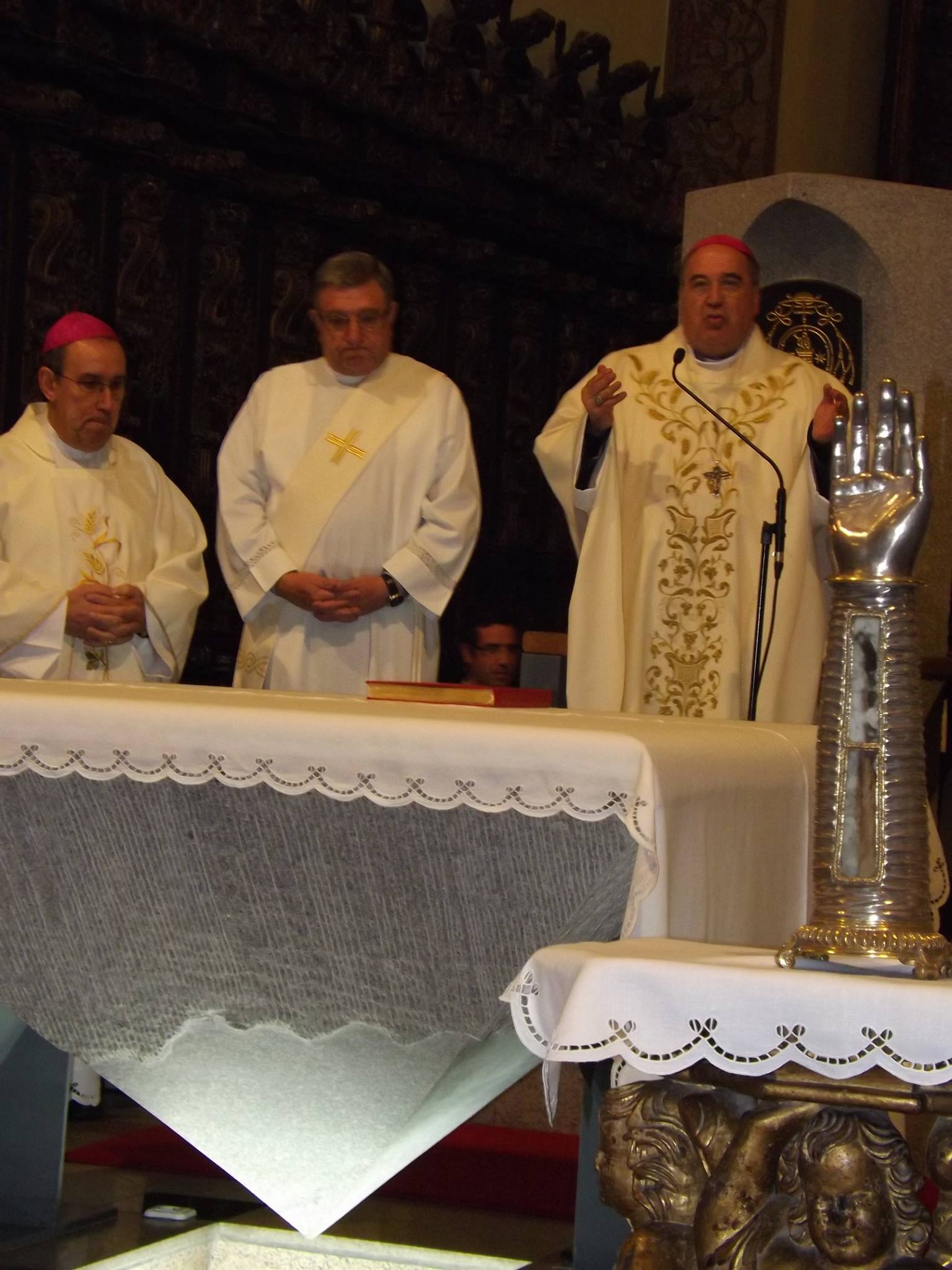 “Jovens: desafio-vos a conhecerdes São Teotónio. Também foi um jovem e um aventureiro como vós. Inspirai-vos nele”, - desafio de D. António Luciano na homilia da Solenidade de São Teotónio