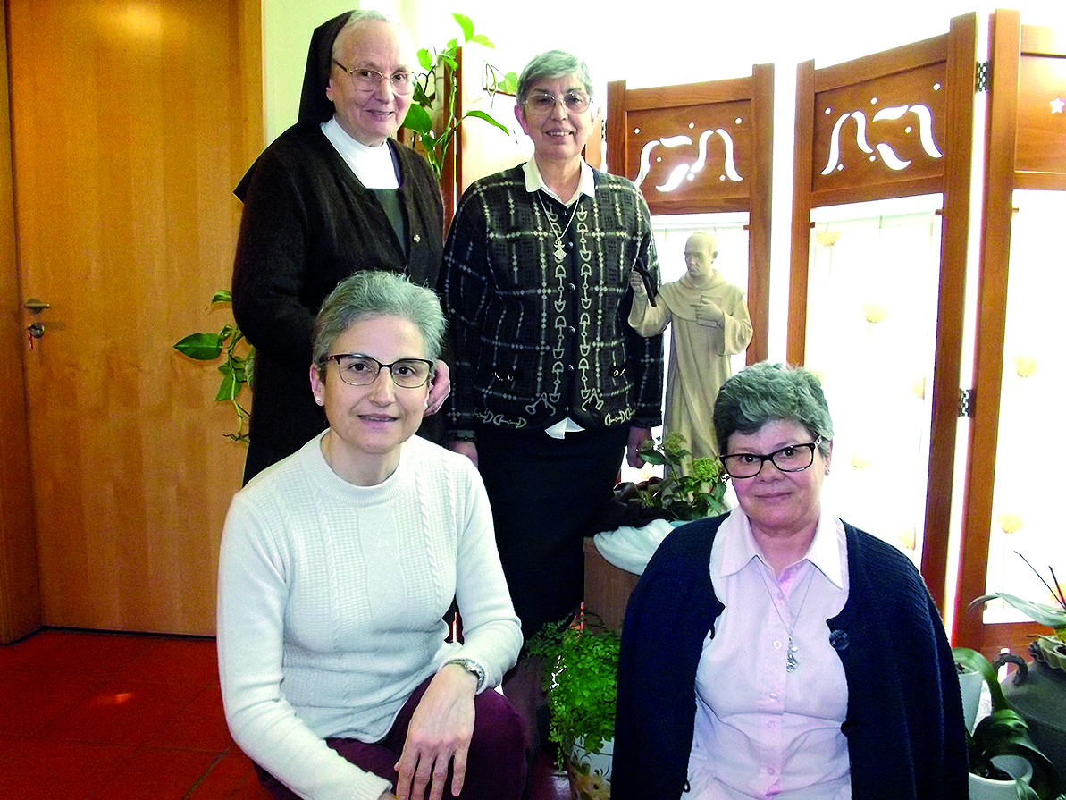 Consagradas a Deus e ao próximo - Carmelitas Missionárias Teresianas na Diocese